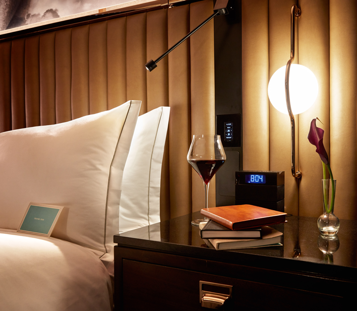 Hotel EMC2 tweet media