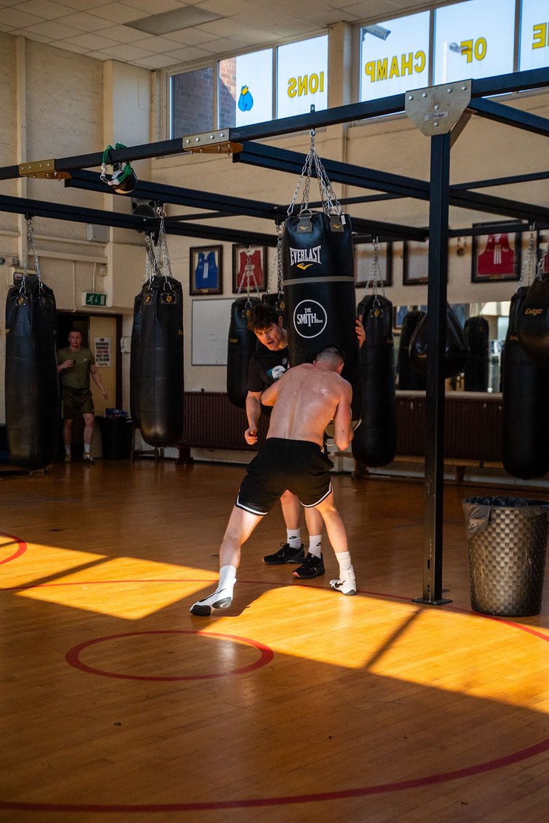 JoshTaylorBoxer's tweet image. Getting put through my paces 🥊🥊
#May24 #OnTop