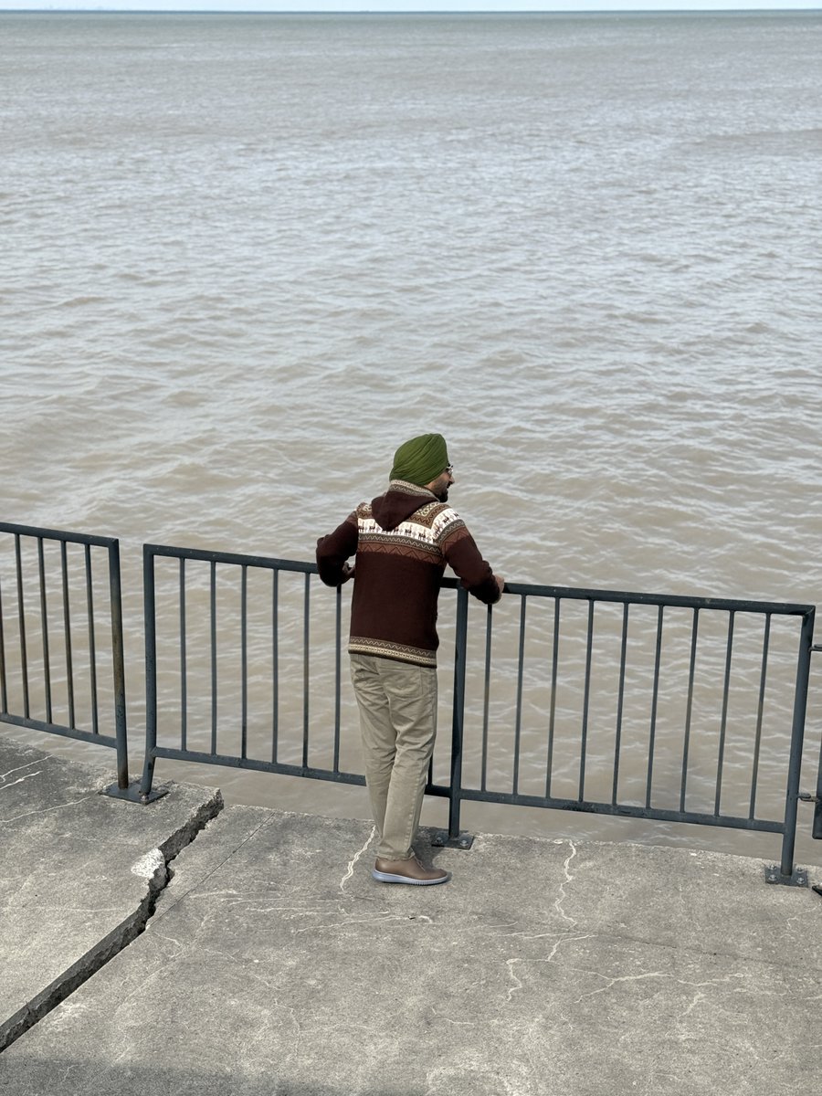 SufiSartaaj's tweet photo. #toronto @ScotiabankArena ‘ch taarhia’n vajjangia’n ji #6thapril nu ! #canada 🇨🇦has a significant role in my career! A heartfelt ♥️gratitude for your #love & appreciation 🙏🏻 See you on #sunday in the #downtown #sartaajlive : The Sphere of Eminence Tour 2025 - Dr. Satinder Sartaaj Live in Concert @LiveNationON @Canada @LiveNation @Ticketmaster
