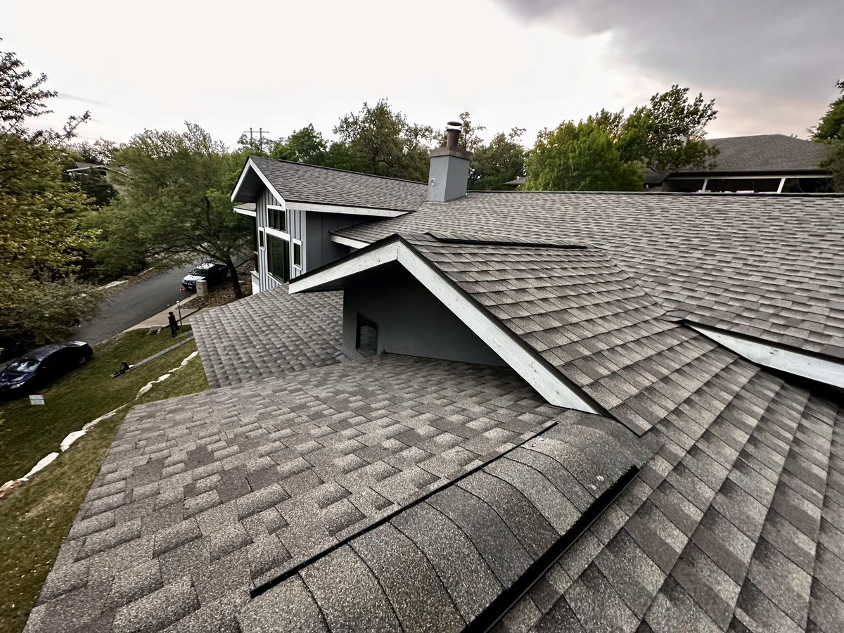 Probably Austin’s Best Roofer tweet media