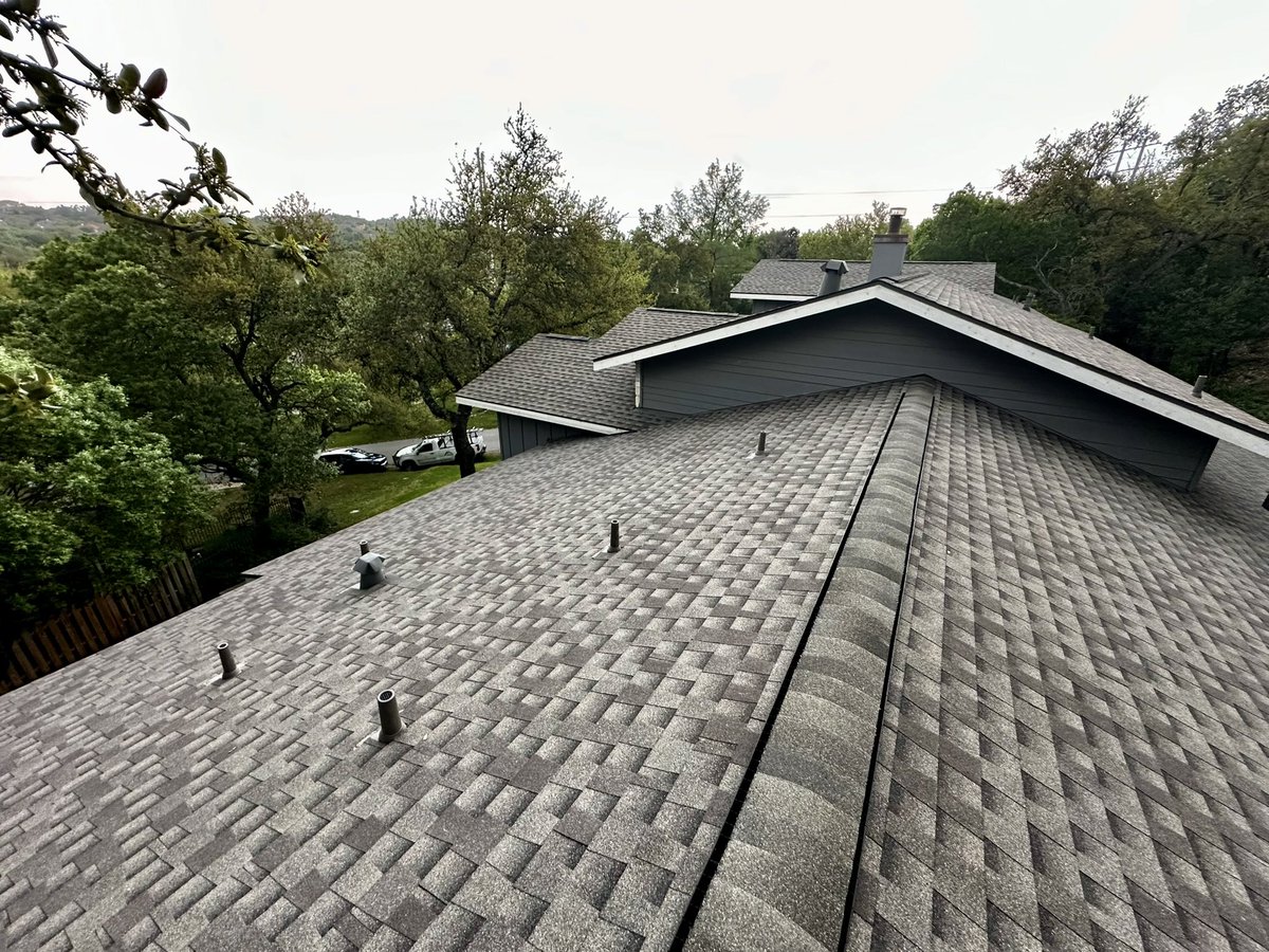 Probably Austin’s Best Roofer tweet media