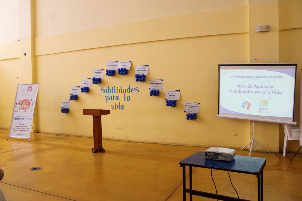DGSPC_'s tweet photo. El Departamento de Salud Mental, bajo la Subdirección de Tratamiento, se trasladó al Centro de Corrección y Rehabilitación Anamuya Higüey para iniciar  el programa nacional “Habilidades para la Vida”, con el objetivo de impactar a 524 PPLs en 14 diferentes centros penitenciarios. https://t.co/w72AzjRiCd