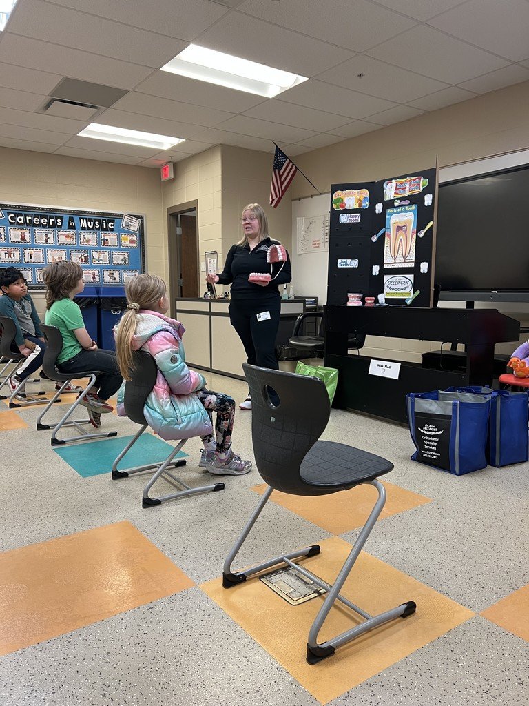 ClaypoolKnights's tweet photo. Madi, from Orthodontic Specialty Services, visited our 2nd and 3rd graders today to share about the importance of good dental hygiene!
#WarsawInspires https://t.co/msNCLCDPb4