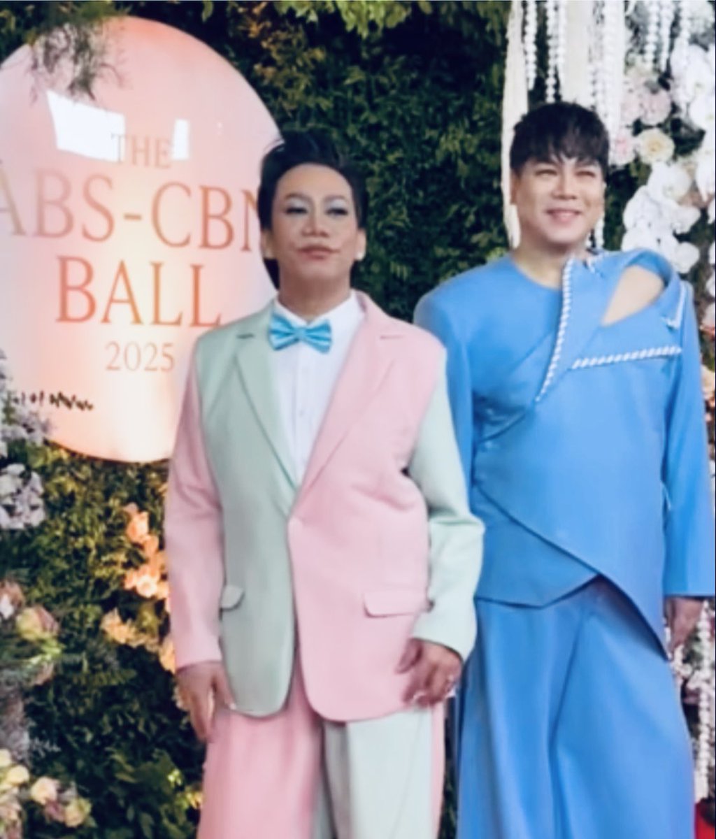 queenlassyofc's tweet photo. BRIGHTER TOGETHER ✨
LOOK: MC &amp; LASSY at the Solaire Resort North for  #ABSCBNBALL2025 #lassy #LassyMarquez  #mcmuah  #mcmuahcalaquian 
#itsshowtime  #beksbattalion 
@akosiLASSY https://t.co/FosWZR97sO