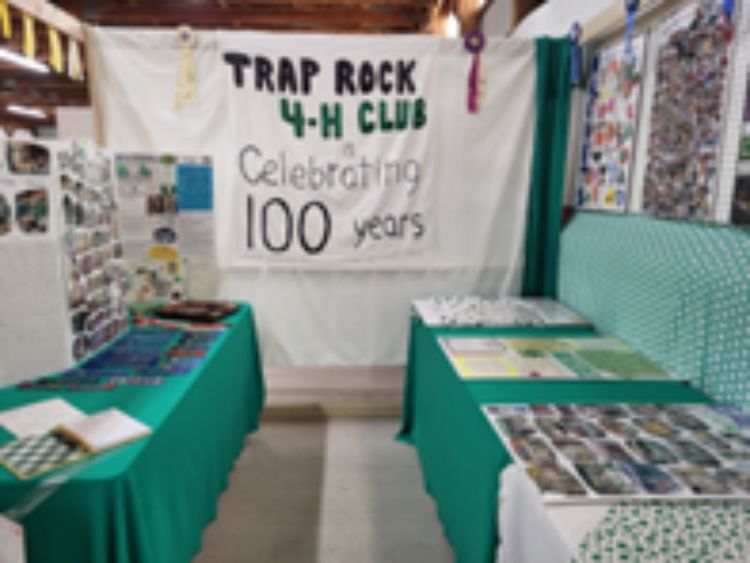 MI4HFoundation's tweet image. The Trap Rock 4-H Club in Houghton County celebrated an incredible milestone in 2024—its 100th year! Founded in 1924, this club has helped countless youth develop leadership, community service, and life skills.
Learn more about joining Trap Rock 4-H:
canr.msu.edu/news/houghton-…