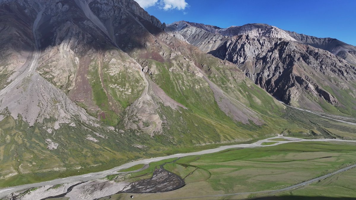 Endless river crossings, curious yaks, and camping in some of the most unbelievable locations—every day taking us deeper into the Tien Shan Mountains.🇰🇬  #adventure #overlanding #overland #travel #mountains #kyrgyzstan #outdoors #wildcamping  #projectwildearth