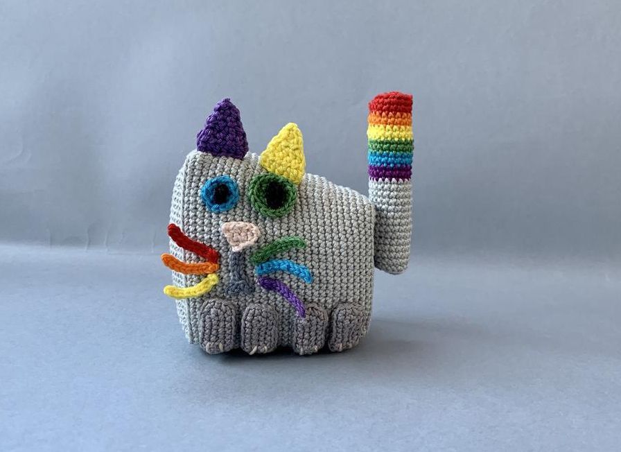 knithacker's tweet photo. Hey Crocheters, Don’t Pick Up Another Hook Until You See This Cubicat Cat Amigurumi Pattern! 👉 https://t.co/NfGVv8n734 ... designed by Elisabet Vacarusu of Elizetta Crafts #crochet #cubicat #amigurumi #caturday 😻 https://t.co/hJpWxfp5HY