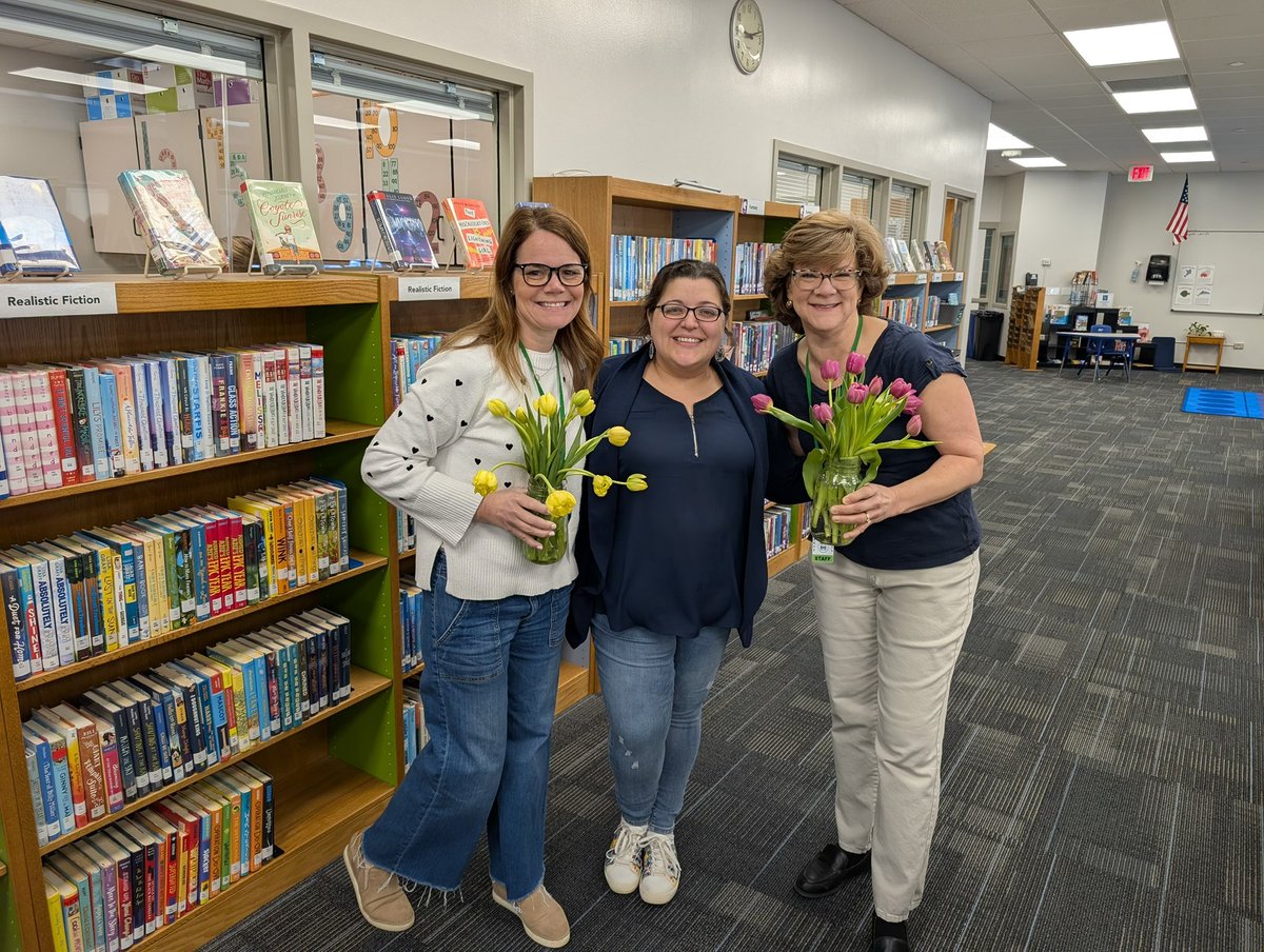 Happy School Librarian Day!  I feel so grateful to work with such amazing colleagues in Arlington Heights! <a href="/ahsd25/">ArlingtonHeightsSD25</a>