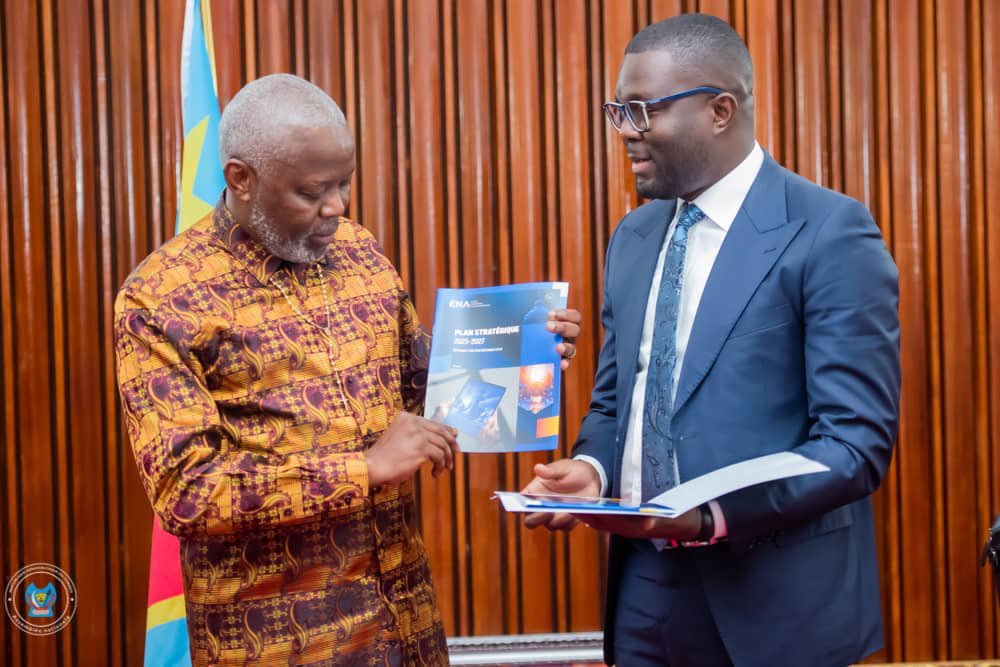 Ce jeudi 03 avril 2025, en début d’après-midi, le Président de l’Assemblée nationale, le Professeur <a href="/VitalKamerhe1/">Vital Kamerhe</a>, a accordé une audience au Directeur général de l’<a href="/EnaRDC_Officiel/">Ena RDC</a>.

Les échanges ont porté sur le renforcement des capacités du personnel administratif de