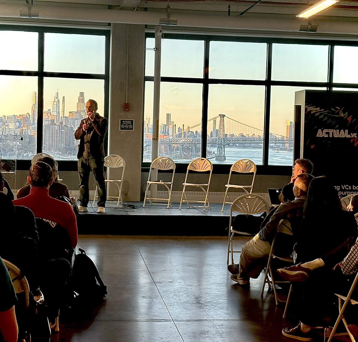 motifneuro's tweet image. Check out the view from Deep Tech Week NYC this week 🏙️ 😮💨. @JTRobinsonLab shared the stage with some great neurotech leaders for an evening of networking and industry collaboration.
Shoutout to @PsymedVentures, @DataJointNeuro, and Actual VC for hosting such a wonderful night!
