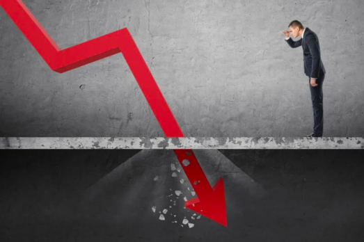 ArchBridge_FO's tweet photo. It’s a volatile week for investors, but remember: What lies ahead (however uncertain) is exactly what you’ve balanced your portfolio to withstand. Don’t let fear take the wheel. https://t.co/MaS1bT8fBP 

#stockmarketcrash #uncertainty #Economy #tariffs #investing #stlouistrust https://t.co/FkBjcOSFuB