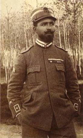 rafvlad's tweet photo. Oggi #4aprile rendo onore al #Generale Giuseppe Musinu, pluridecorato eroe #Brigata #Sassari, scomparso nel 1992 a 101 anni. Il suo coraggio, la dedizione il suo esempio vivono ancora. Non dimentichiamo mai chi ha servito con onore. #BrigataSassari #GiuseppeMusinu #MemoriaStorica https://t.co/gMHIxRJ9uB