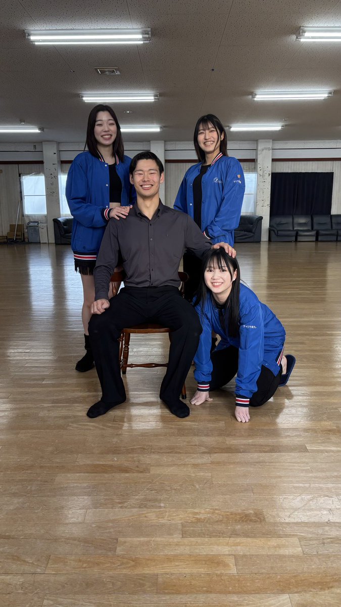 【くま】
専攻: ラテン
大学: 一橋大学
我らが主将くま🐻さんです✨✨
ダンスも勉強もさくさくこなす、”しごでき”くまさん☺️
大きな体で迫力たっぷりに踊る姿は、まるでスペインの闘牛士🕺‼️（熊なのに🐻？）
個性豊かな競技ダンス部のメンバーをまとめてくれています😌