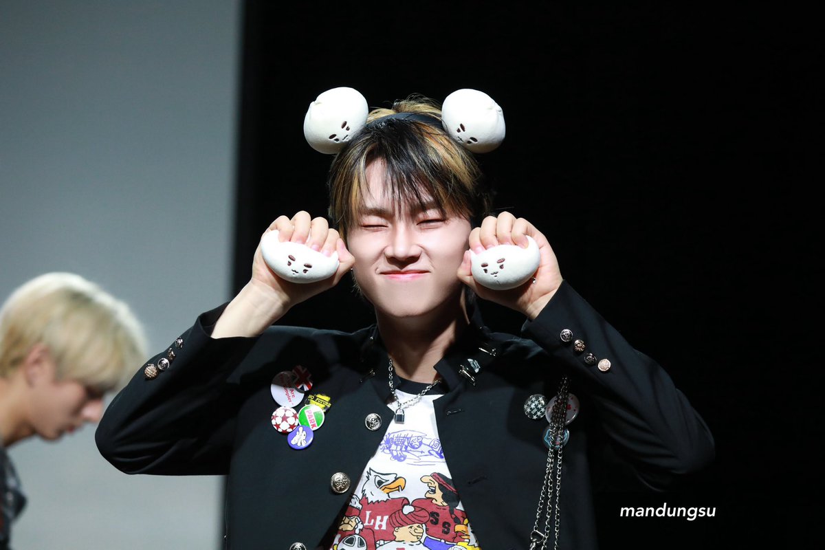 jungsuhand's tweet photo. https://t.co/MEnoEM72rh