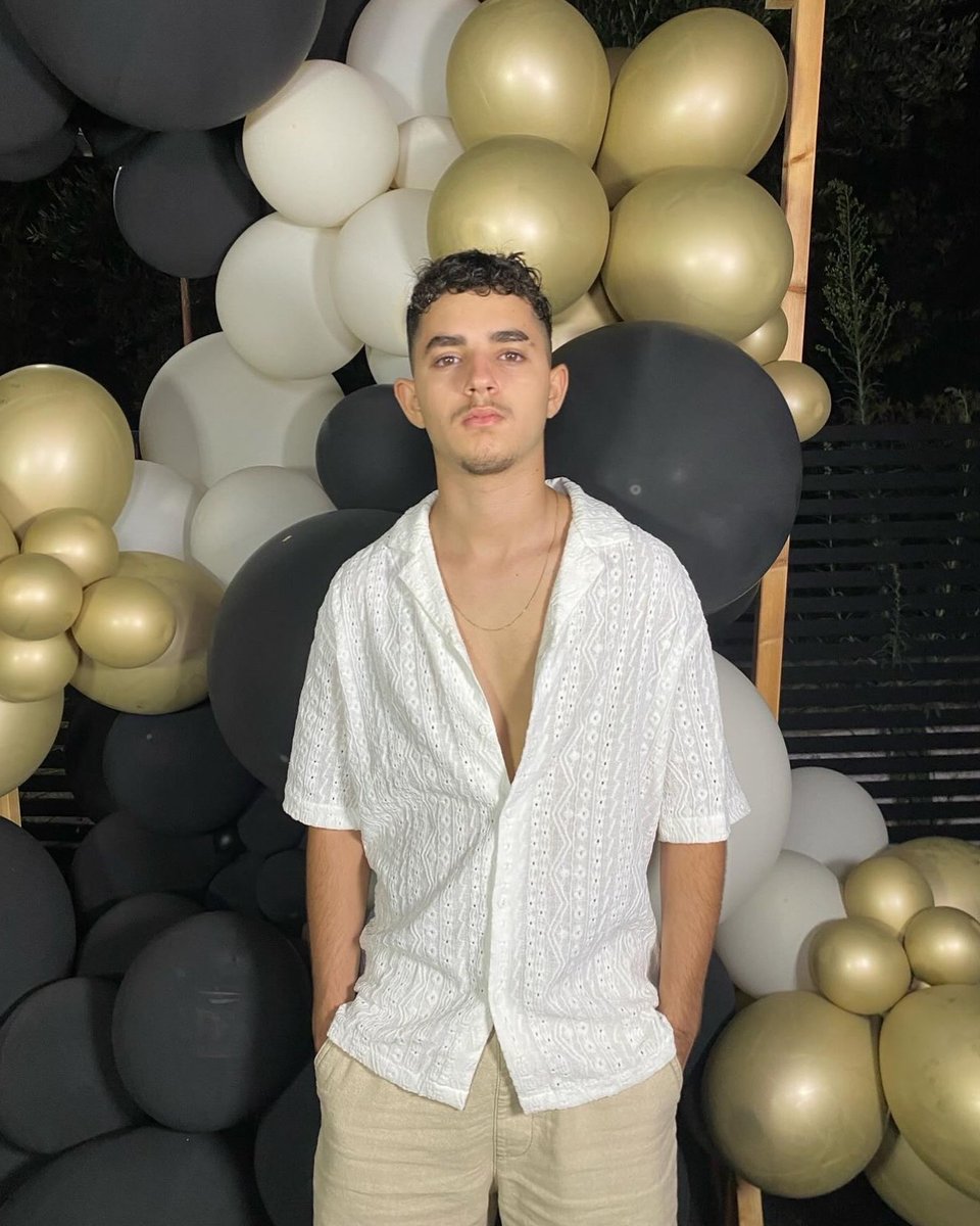 Marwanjaberr's tweet image. Thread: I’m 16. Arab. Israeli. Druze. And I’m not staying silent.
Repost this