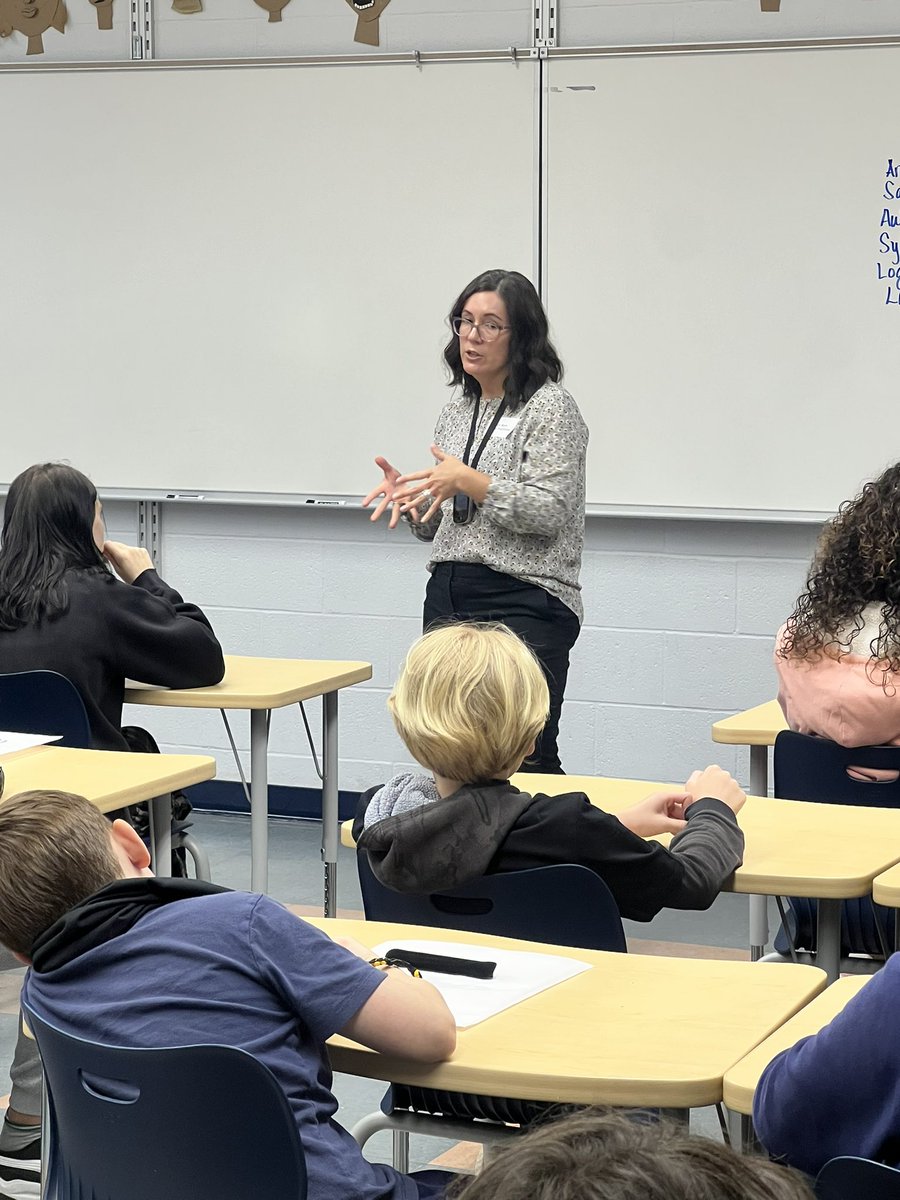 It was a great morning at Manor thanks to the support of our community and great educators! 
#ManorCareerDay