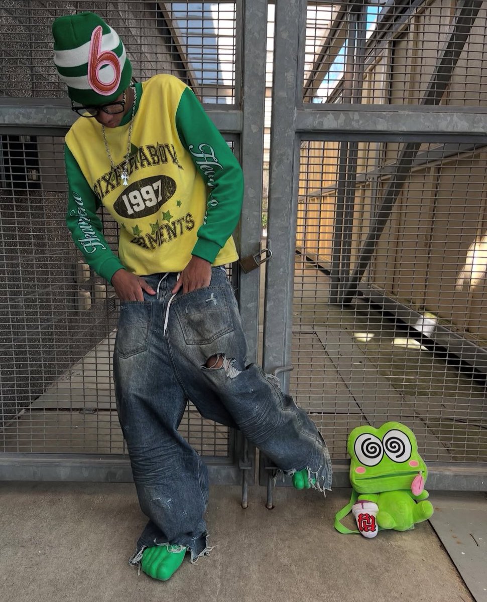 UndevelopedSupl's tweet image. Community Fits 📸 

Which one is your favorite?