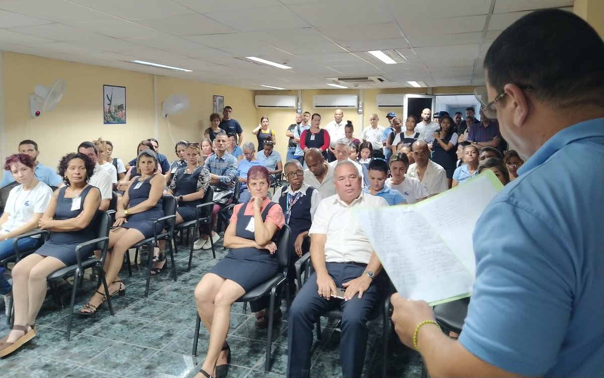 EtecsaMatanzas's tweet photo. Este #4Abril, celebramos en la División Territorial de @ETECSA_Cuba en #Matanzas los aniversarios de la #OPJM y la @UJCdeCuba.
¡Felicidades a la juventud #matancera! 🎉
#SiempreJoven https://t.co/FjeaUtO9fW