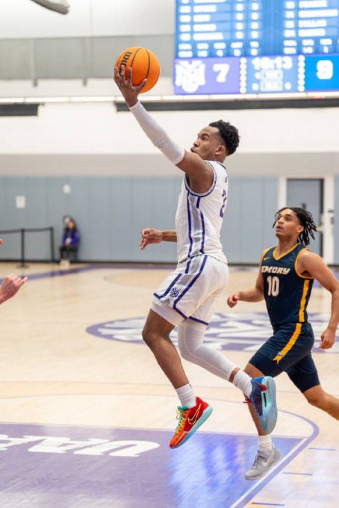 NYU (D3) transfer, Hampton Sanders has entered the transfer portal, he tells me. 

Averaged 11.6 points (53.0 FG, 48.0 3FG, 86.0 FT) 3.4 assists, and 3.4 rebounds. 

Sanders was Second Team All UAA, NCAA Final Four All-Tournament Team, and helped lead NYU to the championship game