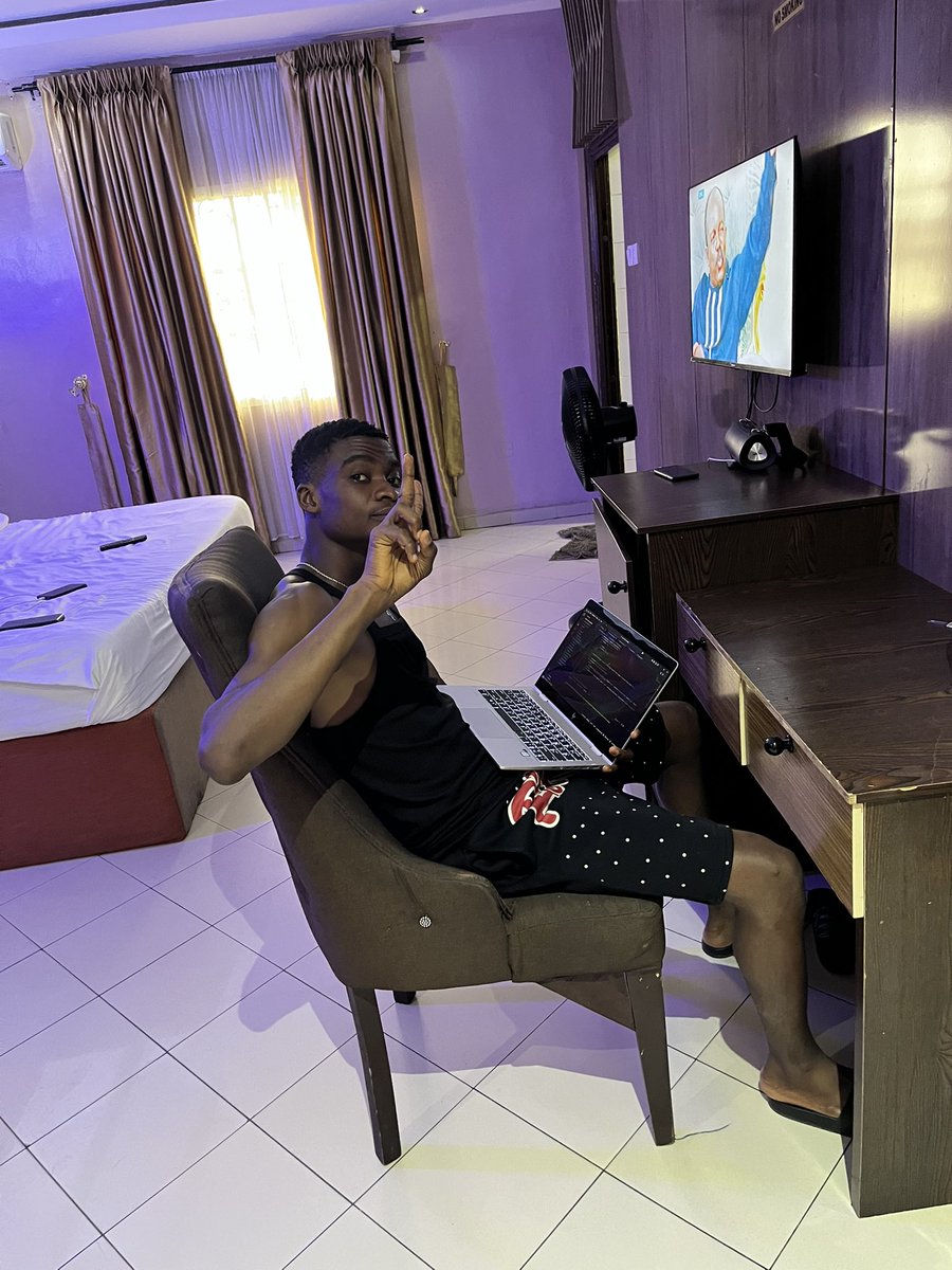 Brightnwenenda1's tweet image. I code everywhere, Learning never ends 💪🧑‍💻❤️