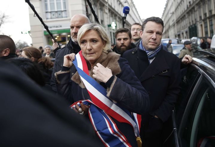 Ensemble, soutenons Miss Fraude !