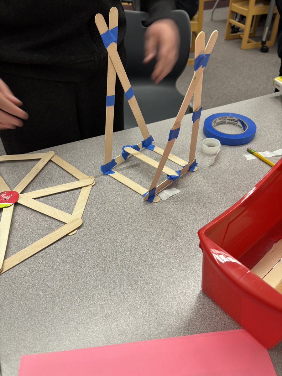 Mrs. Stepowyj tweet media