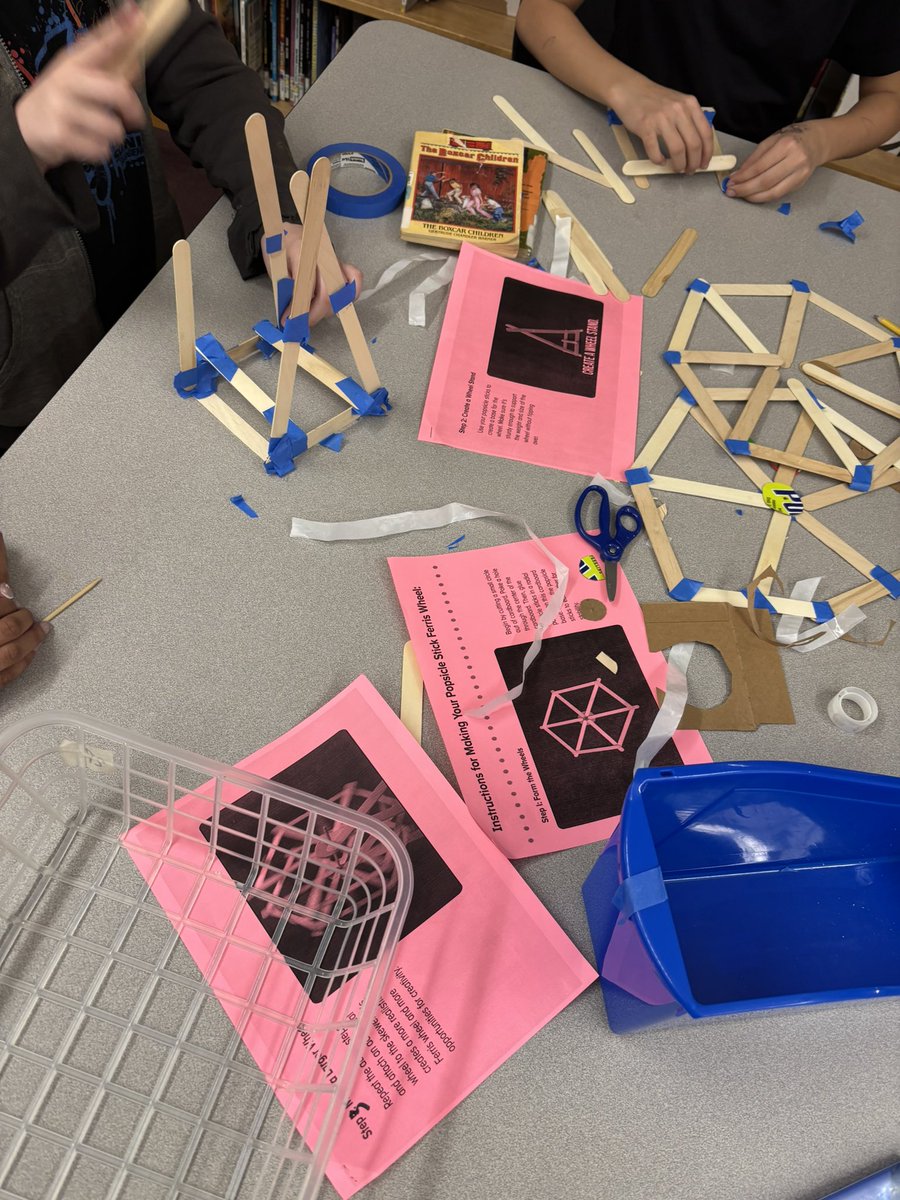 Mrs. Stepowyj tweet media