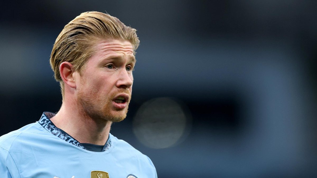 crisjdelarosa's tweet image. BREAKING : Kevin De Bruyne quittera Manchester City en tant qu&apos;agent libre à la fin de la saison en cours. Peut-être le PSG, @KevinDeBruyne ?😏😏😏
#PSG #psglfc #UCL