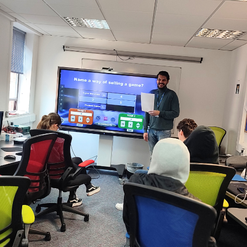Last Creative Digital Media class was a vibe! 🎉 Our tutor Rohan wrapped up with a fun 'Family Feud' quiz. 🌟

Join our L2 Creative Digital Media programme to gain practical skills!

More info: bit.ly/46XySbS

#CreativeDigitalMedia #EngagingLearning #weseeyou #LLC