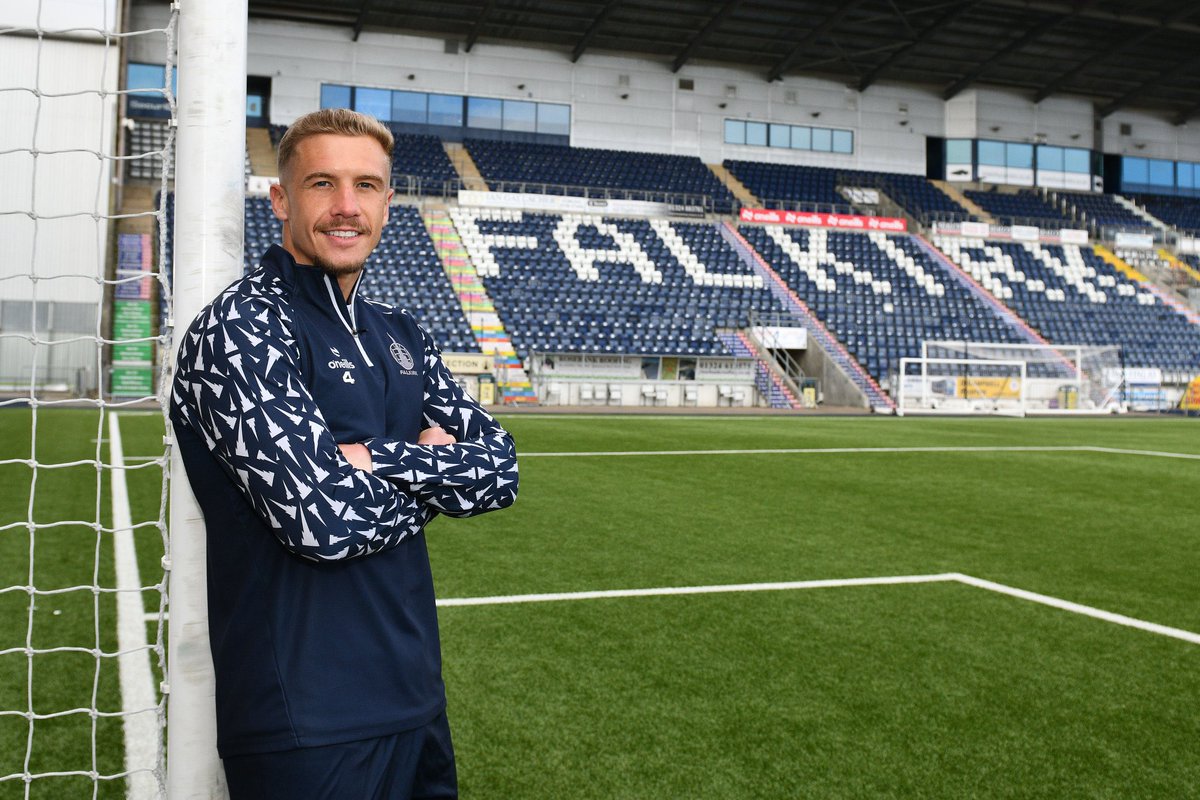 WeAreFalkirk76's tweet photo. Big Tom is staying till 2027 😮‍💨 https://t.co/9bf3NsRrEl