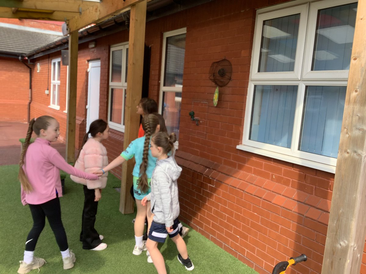 MissSP_Thatto's tweet photo. This morning, we enjoyed taking part in an Easter egg hunt and made some new friends along the way 🐣 https://t.co/vJv6KyPBQ1