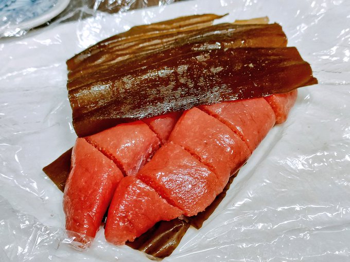 たらこ買ってきては昆布で挟んで食う仕事したい。ダイエット中なので白米少量で。。。。。 