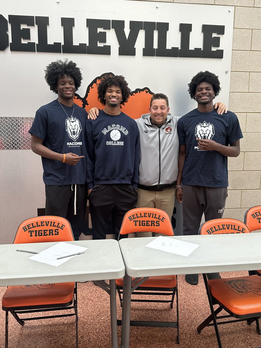Adam Trumpour (@coachtrump) on Twitter photo Congratulations to Brighton Birangui-Booto and Chinasa Agabeze who both signed with Macomb CC yesterday! Excited for them to join this outstanding program! #Tigers. <a href="/MacombMBB/">Macomb Men's Basketball</a> <a href="/BrightonBBooto/">Brighton Birangui-Booto</a> <a href="/AgbaezeChinasa5/">Chinasa Agbaeze</a> Congratulations to Brighton Birangui-Booto and Chinasa Agabeze who both signed with Macomb CC yesterday! Excited for them to join this outstanding program! #Tigers. <a href="/MacombMBB/">Macomb Men's Basketball</a> <a href="/BrightonBBooto/">Brighton Birangui-Booto</a> <a href="/AgbaezeChinasa5/">Chinasa Agbaeze</a>