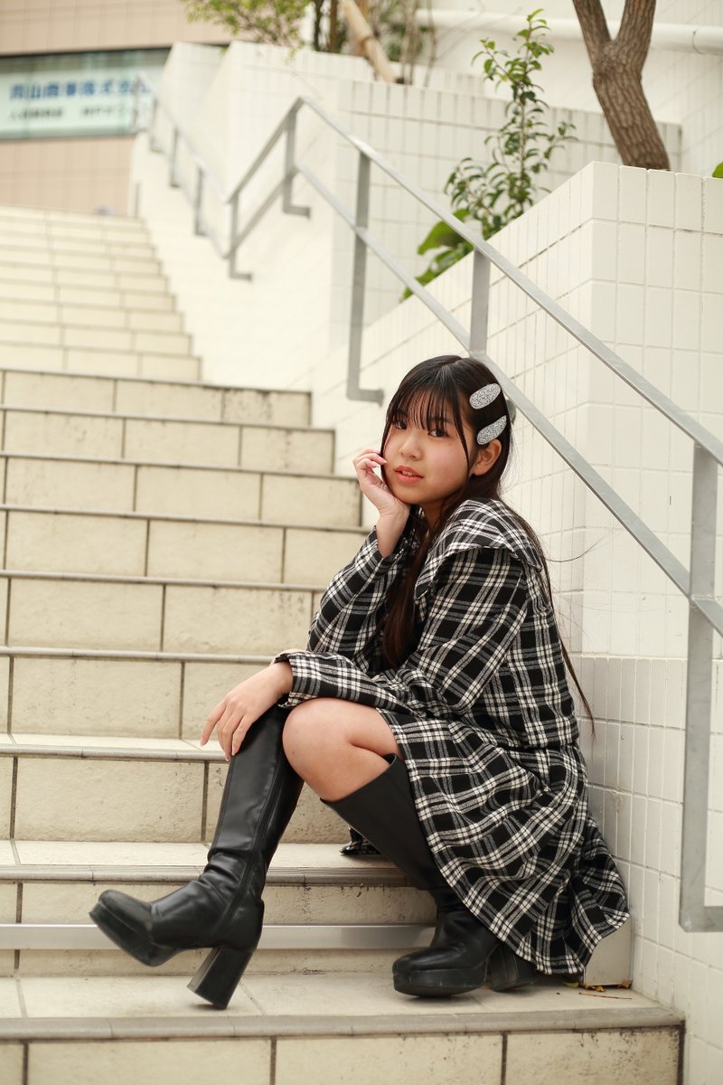 hitumabushihann's tweet image. 2025.03.29  NEW LEAVES ミュージック・フェスティバル、神戸 三宮プラッツ。 
柴田 妃依(ひより)さん。② 
物販撮影にて。 
#柴田妃依  #新JS6 
#kce神戸校 
#三宮プラッツ