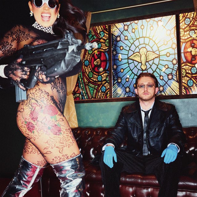 📊 VALD vend 38 571 exemplaires en 1ère semaine avec son album « PANDÉMONIUM » ! 

Il se classe à la première place du TOP ALBUM 🏆