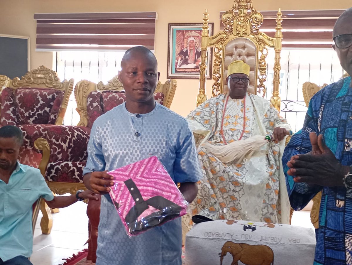 The Ekiti Citizen Science for Nature prize presentation in Ikere was a huge success!
Grateful to the Ogoga of Ikere for his support &amp; presence. Big congrats to Mr. Ajayi Shadrach, top observer on iNaturalist!
Let’s keep documenting &amp; protecting our biodiversity!