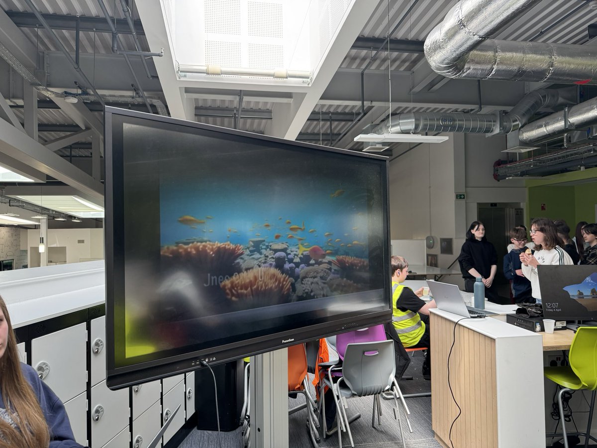 WCHSCreative tweet media