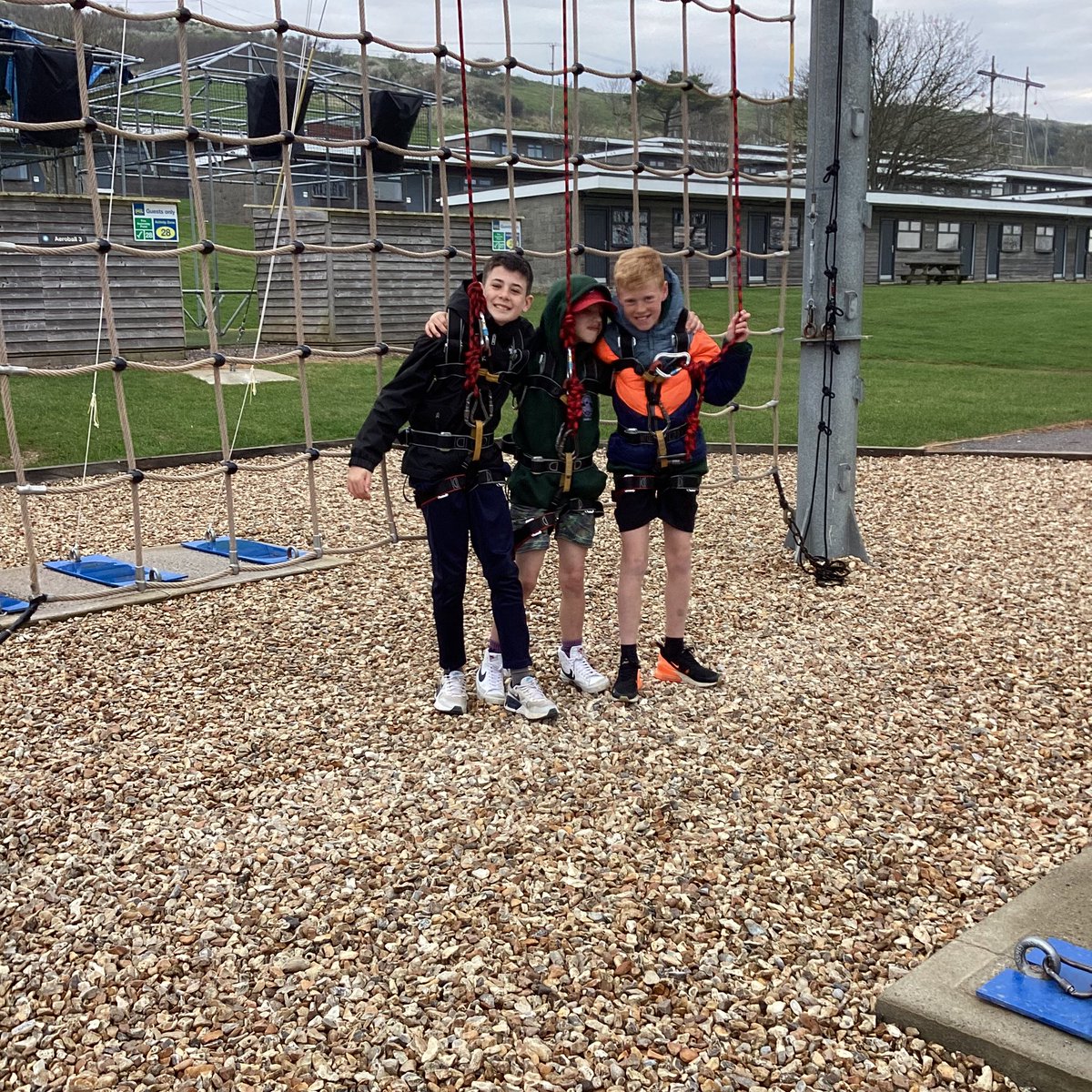 Oak Class (@oakclass_re) on Twitter photo 