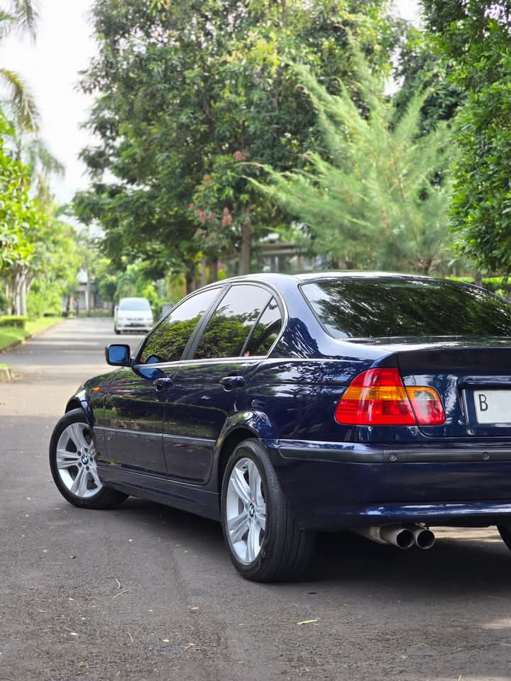 HoldenKlasik's tweet photo. BMW E46 325i 2002 Facelift
Mauritius Blue on Black Leather original
Mesin M54B25 Kencang 
LOW KM 113rb an ‼️
Automatic

Jual 96jt nego sopan depan unit
lok : karawaci, tangerang
minat? WA +6285156848907 https://t.co/YsJwmiyzMA