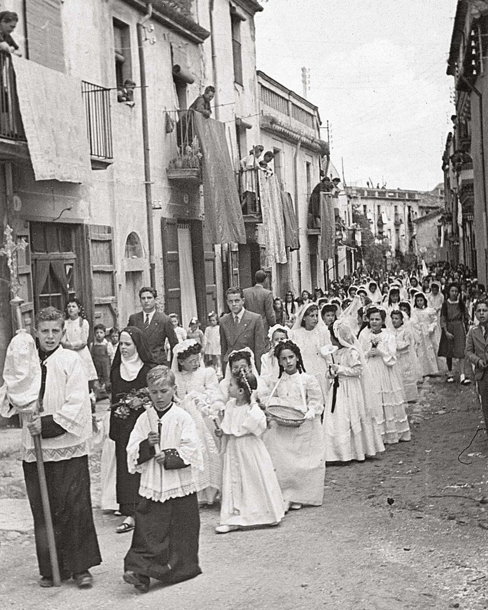 Editorial Efadós tweet media