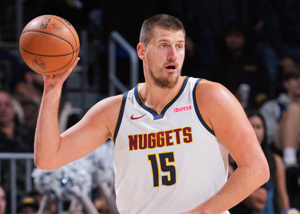 TurtleParlay_'s tweet photo. 🐢THIS LINE IS TOO LOW📈

Nikola Jokic OVER 25.5 Points (-124 FanDuel)

100% HITRATE L2 SZN vs Warriors

- Jokic has gone over this line in his last 10/11 GAMES against the Warriors, including in 5 STRAIGHT now

- The Warriors don't look like a good matchup on the statsheet, but the fact is, nobody can guard Jokic on that squad

- In the last 5 games, Jokic has been averaging 39 PPG. It's safe to say no one can stop this man. In the one matchup against the Warriors this season, he logged 38 points. He should soar over this line

50 LIKES for my next play‼️

♥️ and 💬 if you're tailing!!
🍀Betting Record: 254-146

#GamblingX #GamblingTwitter #PlayerProps #SportsBetting #NBA #Parlay #PrizePicks #UnderdogFantasy #fanduel #DraftKings #Fliff