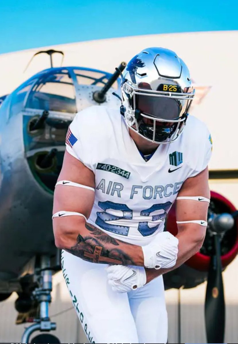 SagerQuinn's tweet image. I am blessed to receive an offer from @AF_Football thank you @coachcdjackson for the phone call @CHSJacketsFB @clays24 @On3Recruits @RecruitGeorgia @NwGaFootball @Rivals @247recruiting