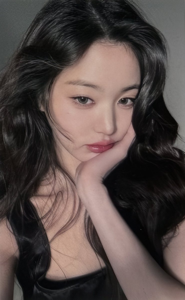 wonyoungdollz's tweet image. INSANE 🖤 (4K)

#장원영 #JANGWONYOUNG #IVE