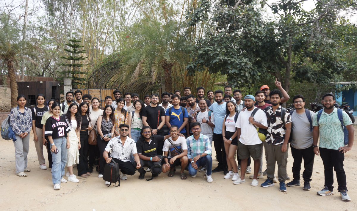 kriteshfinance's tweet image. A day well spent with the Trade Brains &amp;amp; FinGrad team! 

🌊🏏 From adventure sports to cricket and great food—this outing was all about teamwork, fun, and creating lasting memories. #TeamOuting #ghiblistyle
