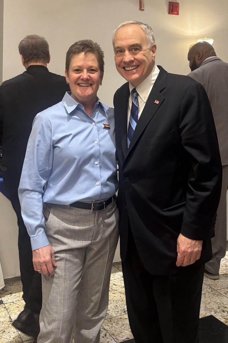 Tom DiNapoli (@tomdinapoli) on Twitter photo Great time last night with the <a href="/DemocratsSI/">Staten Island Democrats</a> honoring the incredible leadership of Carol Bullock and the <a href="/pridecenterSI/">Pride Center of SI</a>! My thanks to Chair Laura Sword and all of the Staten Island Democrats for always uplifting the voices of those doing important work in the community. Great time last night with the <a href="/DemocratsSI/">Staten Island Democrats</a> honoring the incredible leadership of Carol Bullock and the <a href="/pridecenterSI/">Pride Center of SI</a>! My thanks to Chair Laura Sword and all of the Staten Island Democrats for always uplifting the voices of those doing important work in the community.
