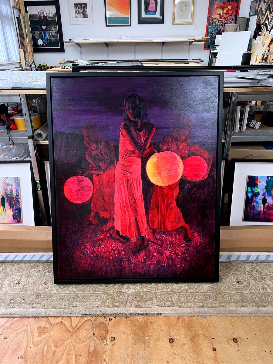 "Guiding Light" by the immensely talented artist <a href="/Calum_Art/">Calum Stevenson</a>!

Calum came into the studio looking to frame some artwork before they went into <a href="/morningsidegal1/">morningside gallery</a>, selecting the frames that best represented his amazing work.

#oiloncanvas #scottishartist #bespokeframing