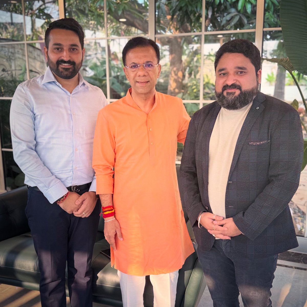 Honoured to Meet Honourable Minister - Govt of Goa Shri Vishwajit Rane Sir and discuss about our expansion plans in Goa and how we can support on rapid digitisation across various departments in the State.
#Goa #vishwajitrane #minister #panjim #goatourism #plusx #technology