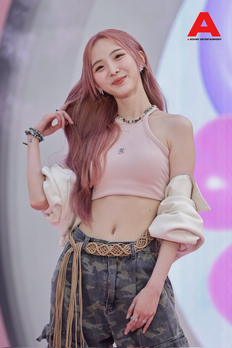 around_ent's tweet photo. "เนเน่ พรนับพัน" Garnier Color Naturals Spokesperson ร่วมสร้าง #OOTD สุดจี๊ด บน Summer  Palette Runway ในงาน "Summer Palette by Garnier Color Mix"

Summer Palette with Nene
#GarnierColorMixXNene
#nenevader #เนเน่พรนับพัน
#GarnierColorMix https://t.co/8dJAV67muC