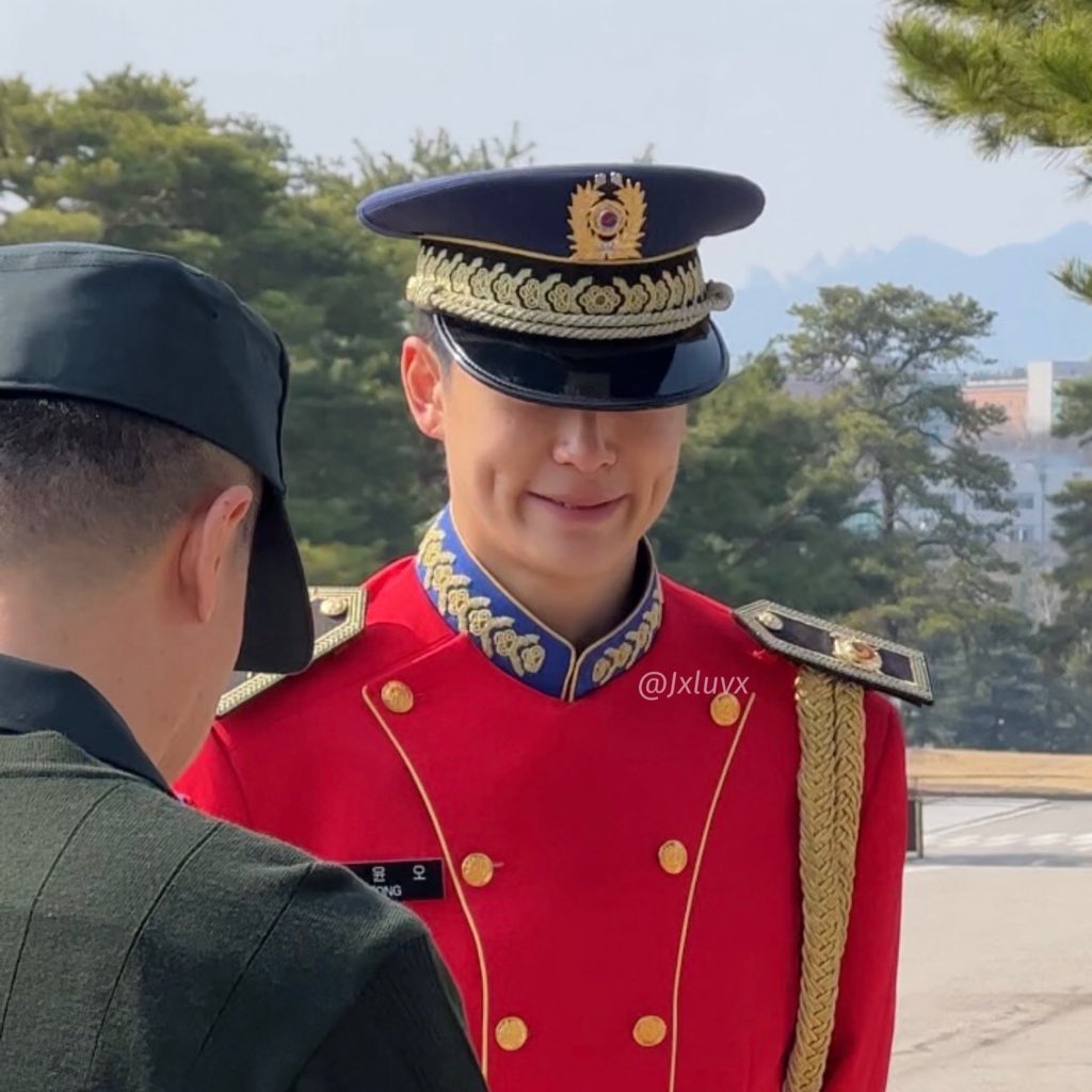 (｡=‿=｡) ♡♡