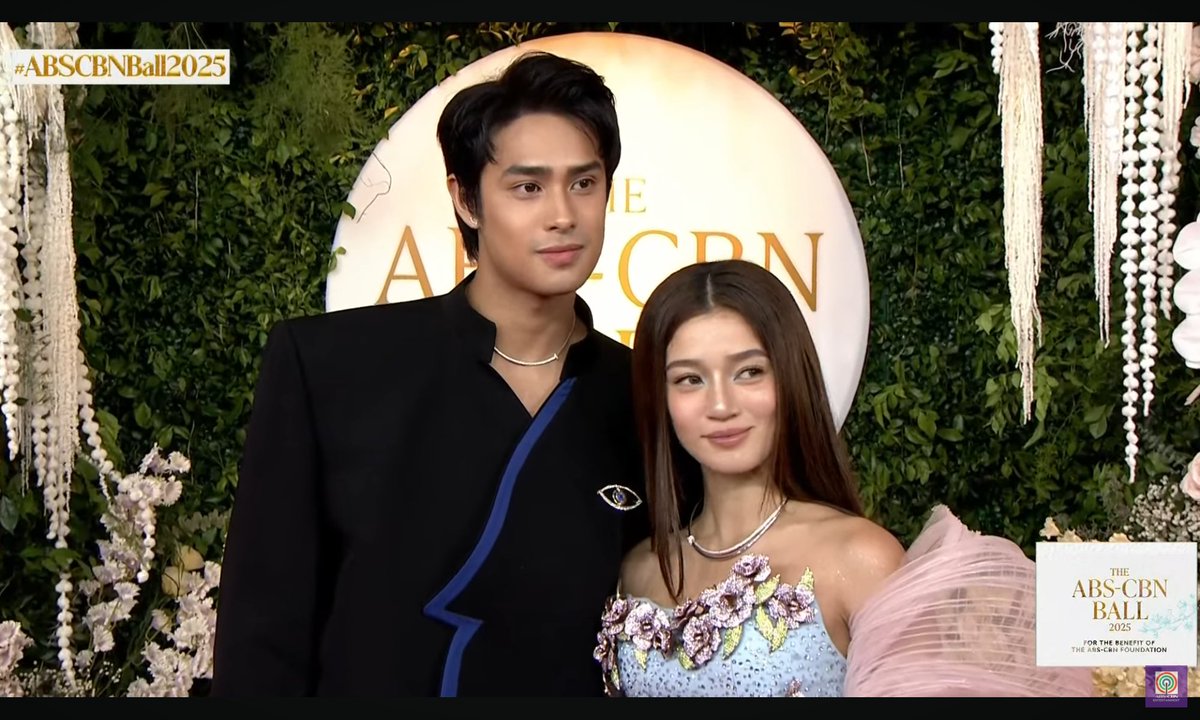 CertKap's tweet image. The phenomenal love team is here!

DONBELLE TAGSIBALL
#DONNYDazzlesTheNight #AllEyesOnBELLE